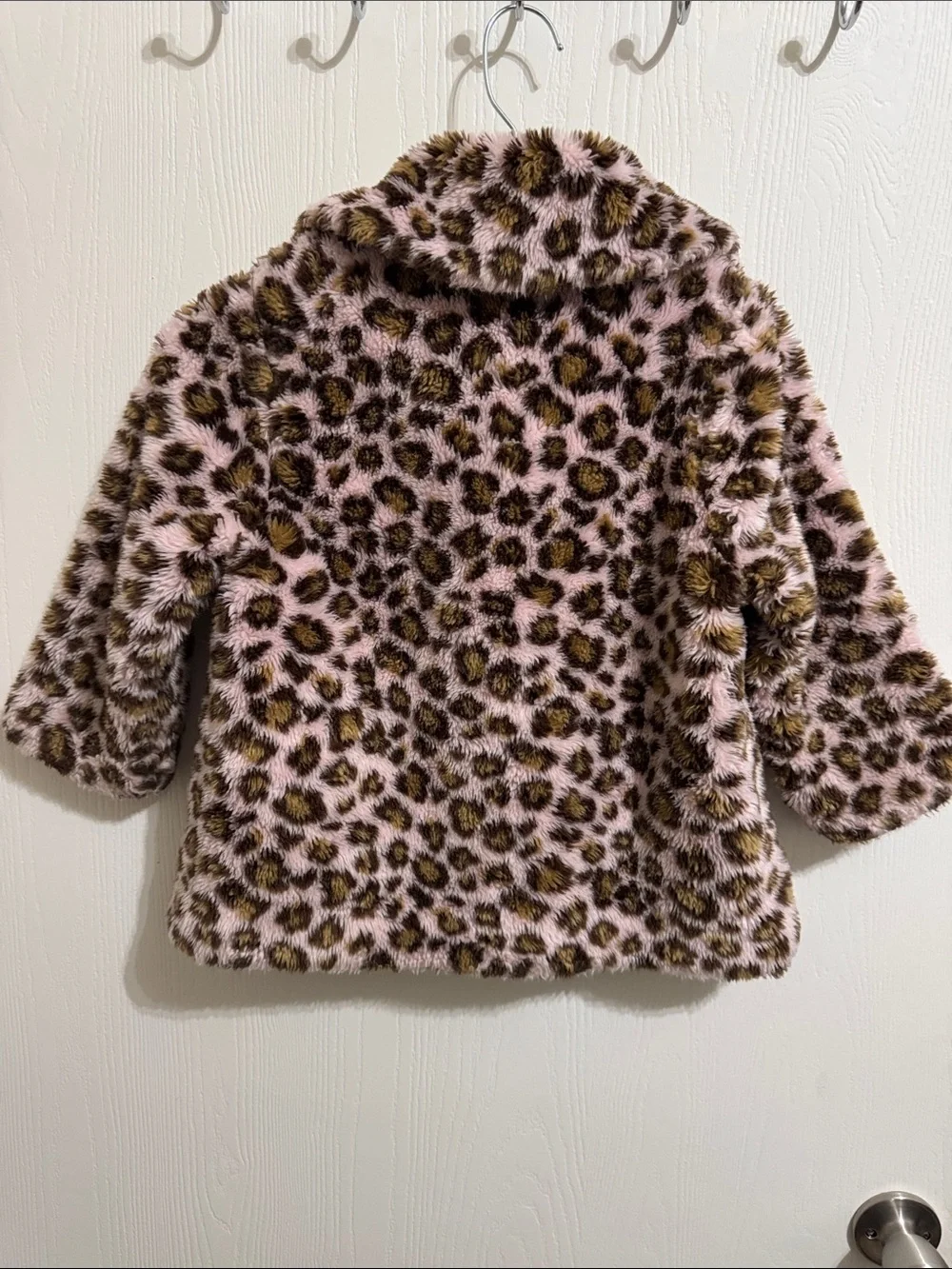 Gymboree Faux Fur Leopard Button Winter Coat Girls XS 3 4 Warm Animal Print
